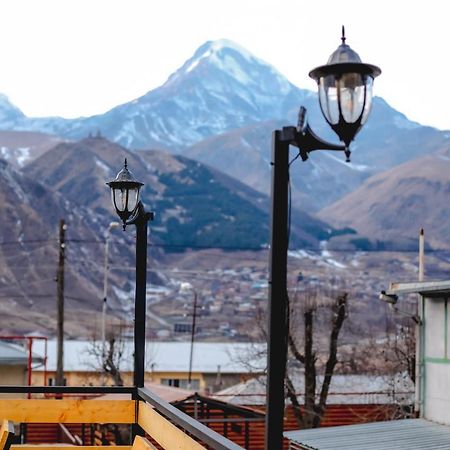Wooden Hotel Kazbegi Екстериор снимка