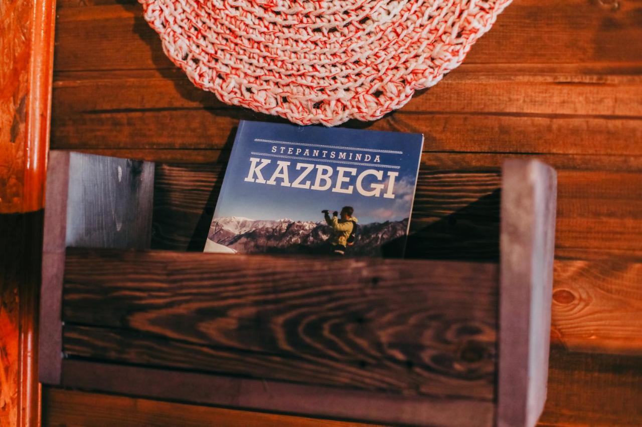 Wooden Hotel Kazbegi Екстериор снимка