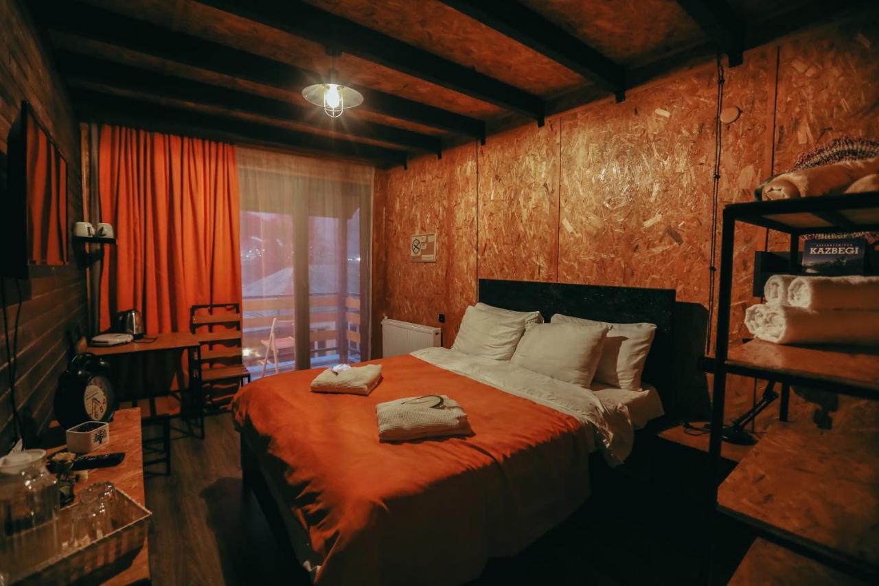 Wooden Hotel Kazbegi Екстериор снимка