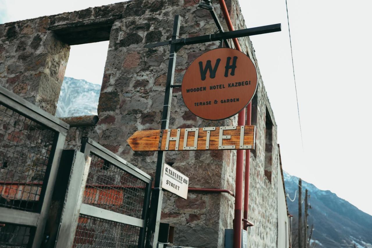 Wooden Hotel Kazbegi Екстериор снимка