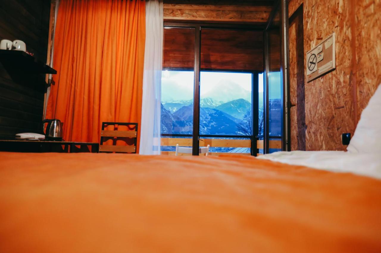 Wooden Hotel Kazbegi Екстериор снимка